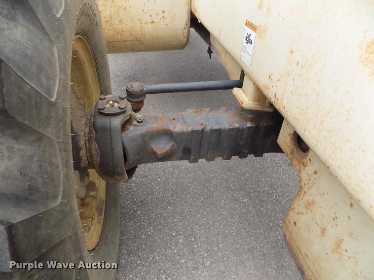 image for item DC4977 1998 Ingersoll Rand VR-642 telehandler