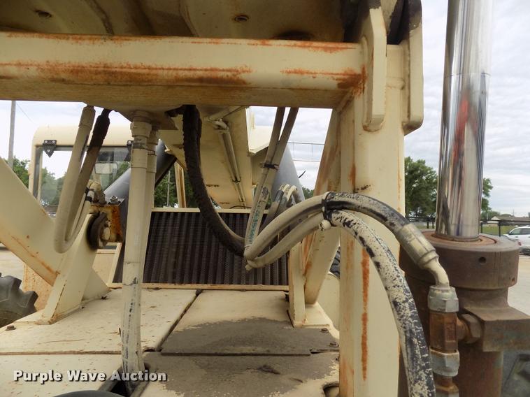 image for item DC4977 1998 Ingersoll Rand VR-642 telehandler