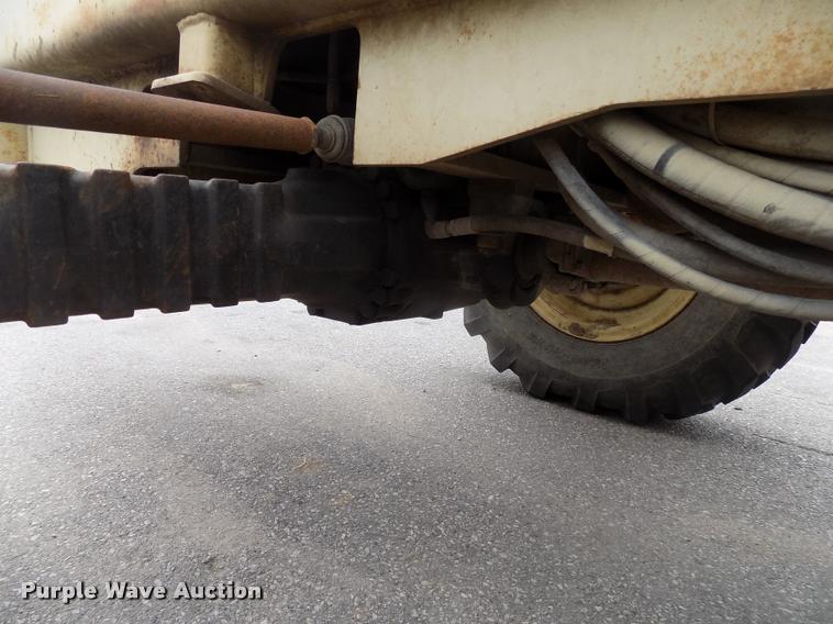 image for item DC4977 1998 Ingersoll Rand VR-642 telehandler