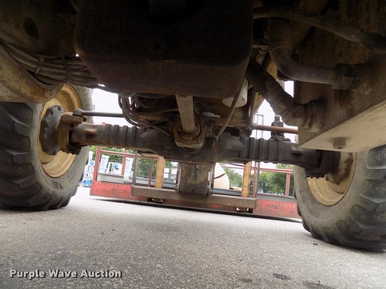 image for item DC4977 1998 Ingersoll Rand VR-642 telehandler