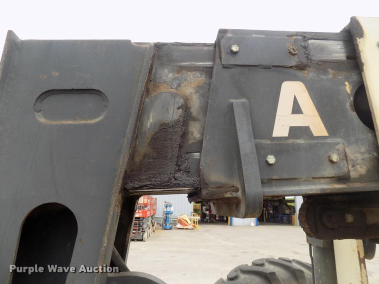 image for item DC4977 1998 Ingersoll Rand VR-642 telehandler