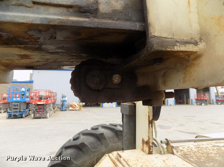image for item DC4977 1998 Ingersoll Rand VR-642 telehandler