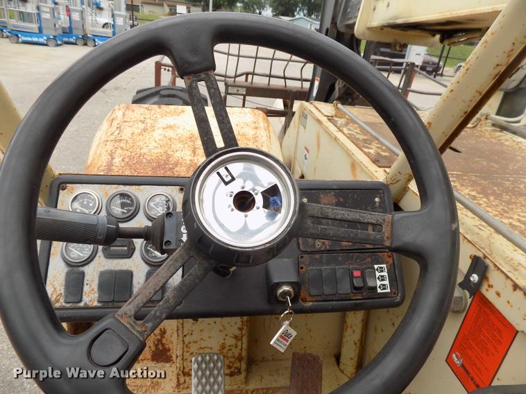 image for item DC4977 1998 Ingersoll Rand VR-642 telehandler