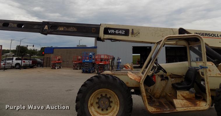 image for item DC4977 1998 Ingersoll Rand VR-642 telehandler