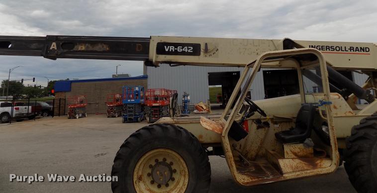 image for item DC4977 1998 Ingersoll Rand VR-642 telehandler