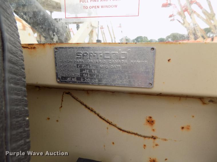 image for item DC4977 1998 Ingersoll Rand VR-642 telehandler