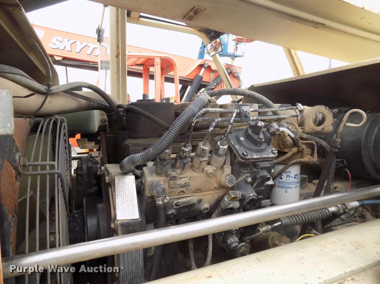 image for item DC4977 1998 Ingersoll Rand VR-642 telehandler