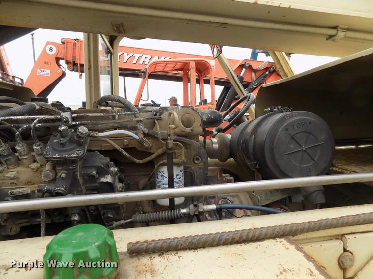 image for item DC4977 1998 Ingersoll Rand VR-642 telehandler