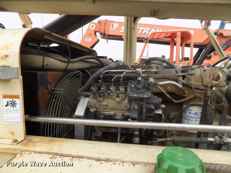 image for item DC4977 1998 Ingersoll Rand VR-642 telehandler