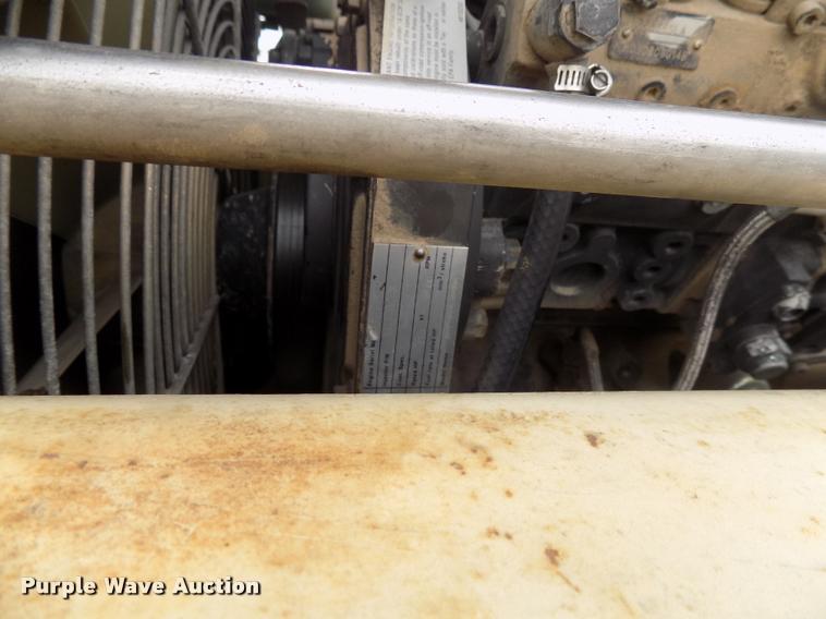 image for item DC4977 1998 Ingersoll Rand VR-642 telehandler