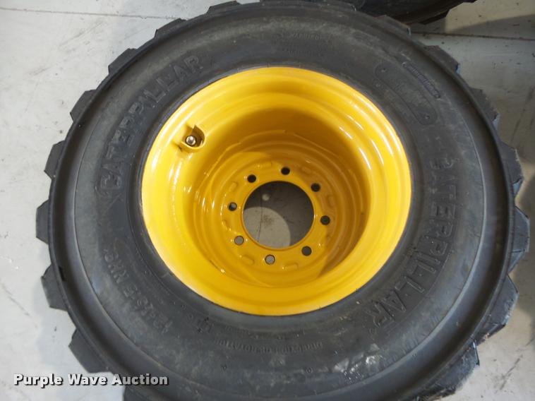 image for item DF9331 Caterpillar skid steer tires