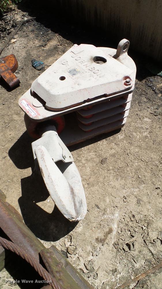 image for item DG9765 Gunnebo Johnson 700N18R snatch block