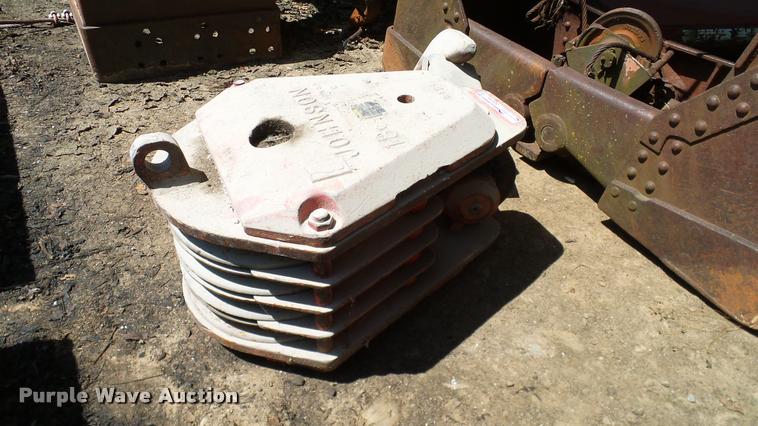 image for item DG9765 Gunnebo Johnson 700N18R snatch block
