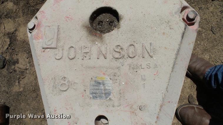 image for item DG9765 Gunnebo Johnson 700N18R snatch block