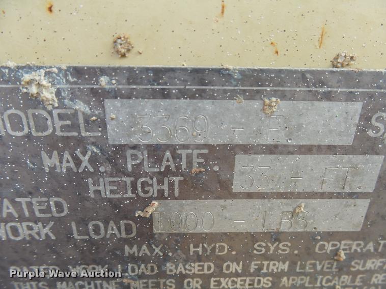 image for item DH9674 1998 JLG 3369E scissor lift