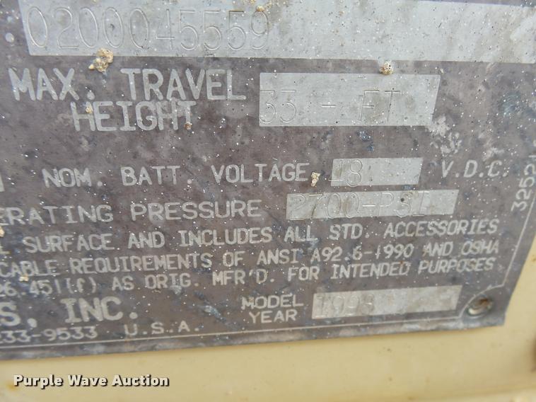 image for item DH9674 1998 JLG 3369E scissor lift