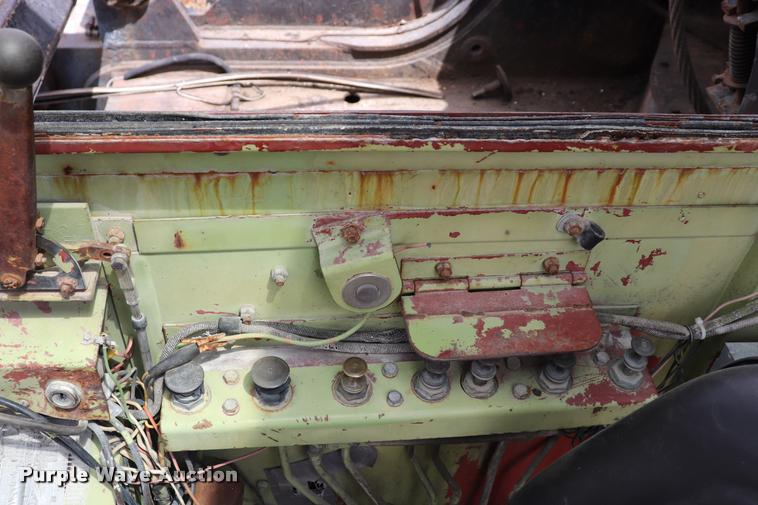 image for item DK9545 1972 Lorain MC790 lattice boom truck crane