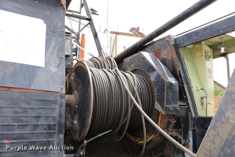 image for item DK9545 1972 Lorain MC790 lattice boom truck crane