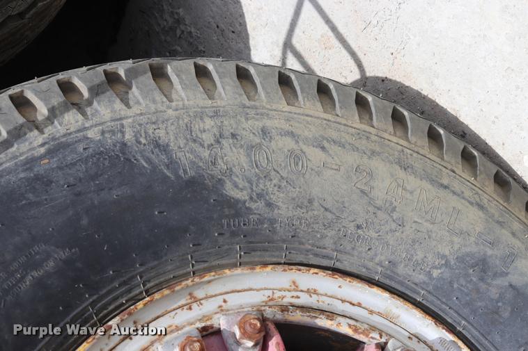 image for item DK9545 1972 Lorain MC790 lattice boom truck crane