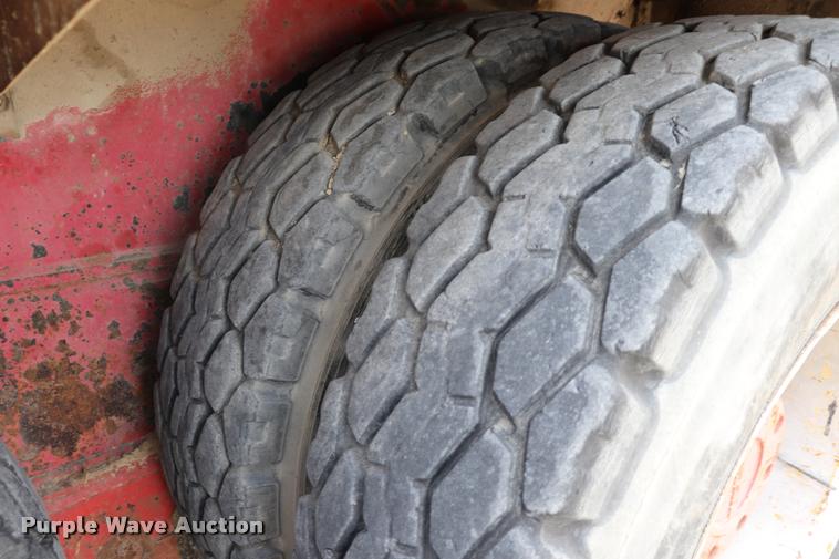 image for item DK9545 1972 Lorain MC790 lattice boom truck crane