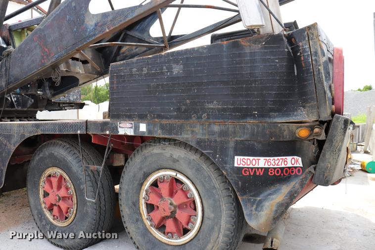 image for item DK9545 1972 Lorain MC790 lattice boom truck crane