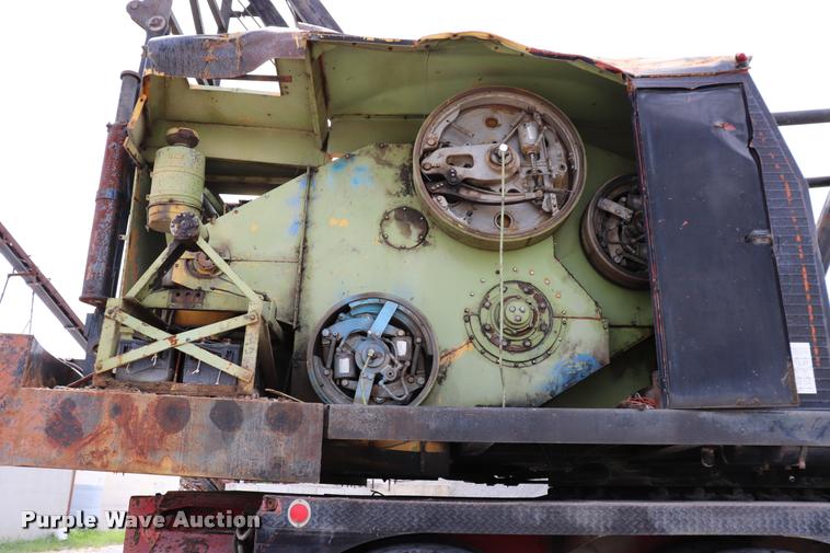 image for item DK9545 1972 Lorain MC790 lattice boom truck crane