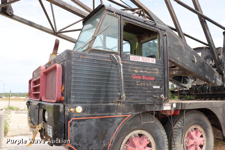image for item DK9545 1972 Lorain MC790 lattice boom truck crane