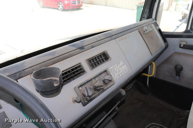 image for item DK9567 1993 Freightliner FL80 crane truck