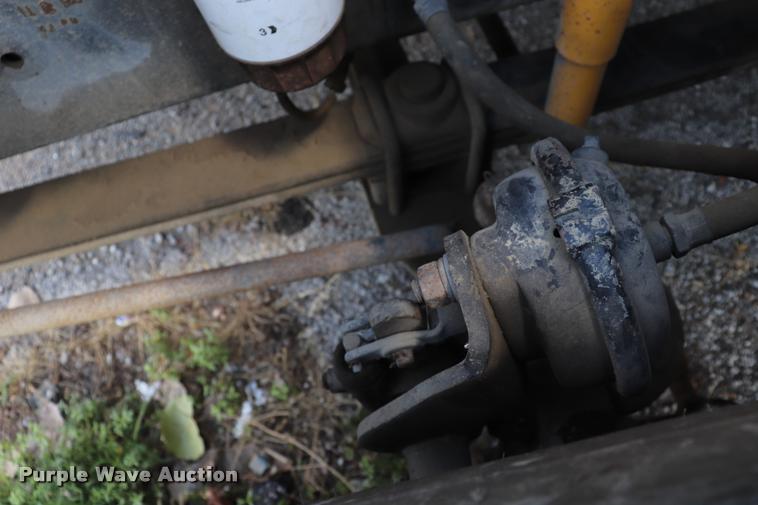 image for item DK9567 1993 Freightliner FL80 crane truck