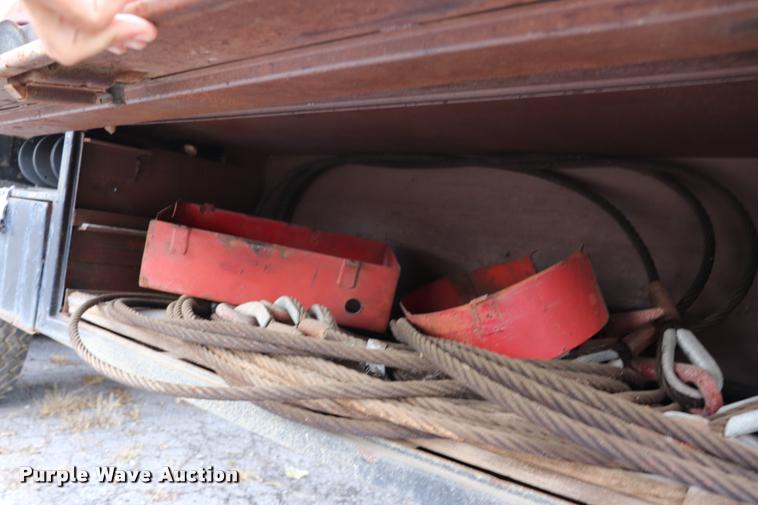 image for item DK9567 1993 Freightliner FL80 crane truck