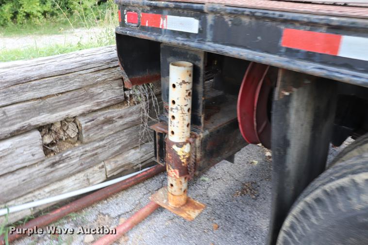 image for item DK9567 1993 Freightliner FL80 crane truck