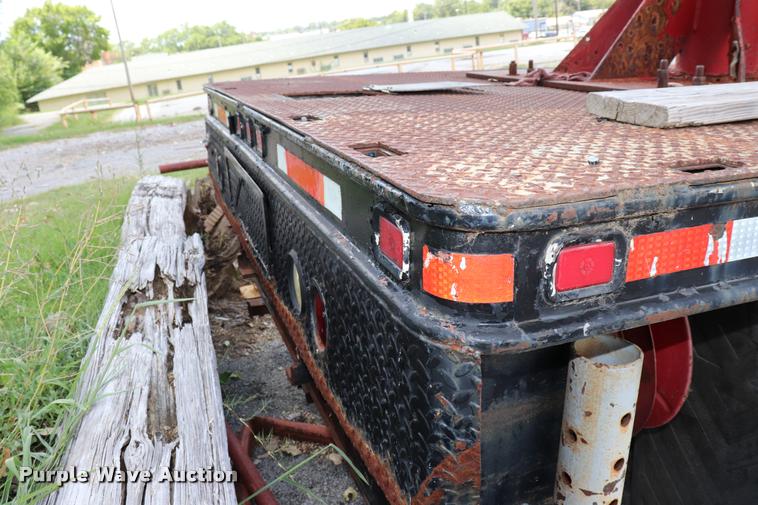 image for item DK9567 1993 Freightliner FL80 crane truck