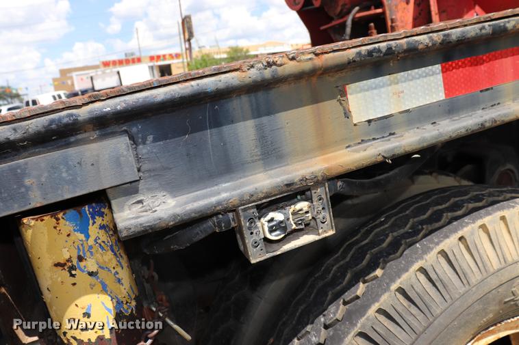 image for item DK9567 1993 Freightliner FL80 crane truck