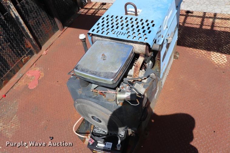 image for item DK9567 1993 Freightliner FL80 crane truck