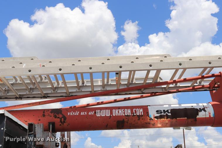 image for item DK9567 1993 Freightliner FL80 crane truck