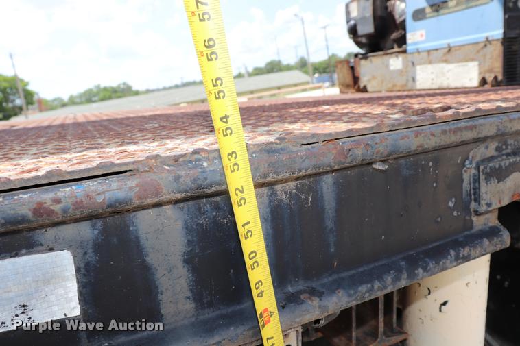 image for item DK9567 1993 Freightliner FL80 crane truck