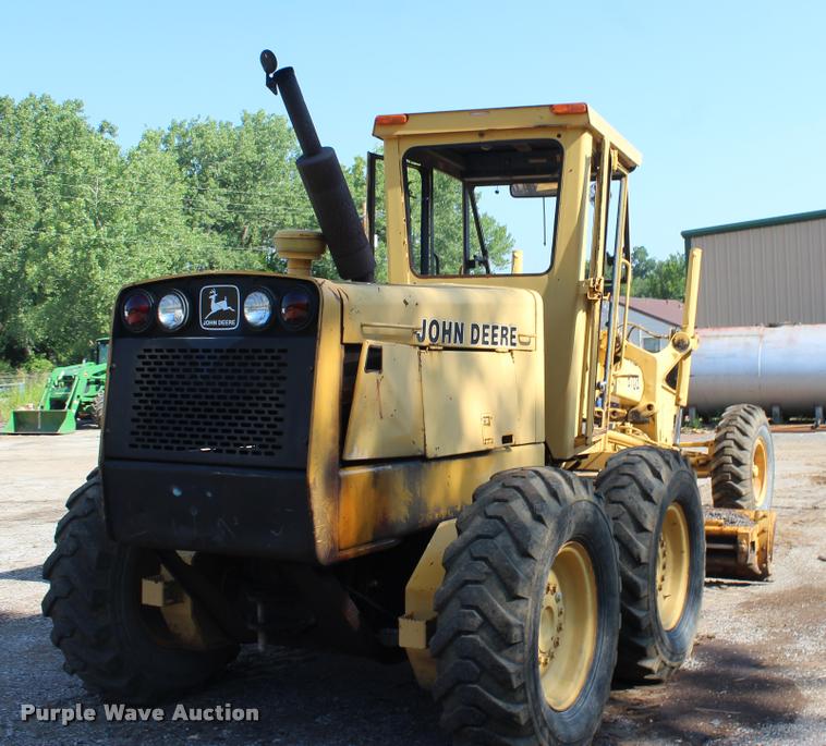 image for item DK9593 John Deere 670A motor grader