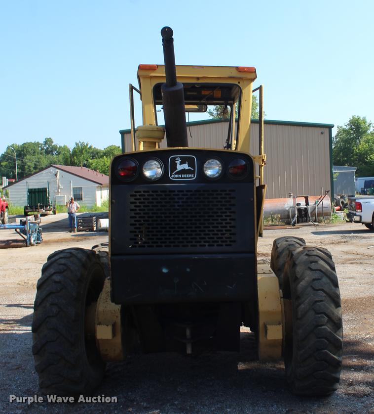 image for item DK9593 John Deere 670A motor grader