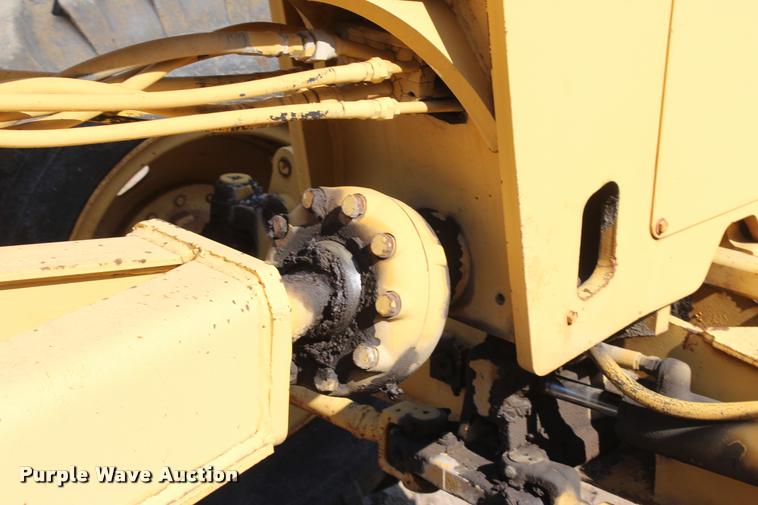 image for item DK9593 John Deere 670A motor grader