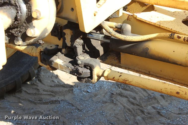 image for item DK9593 John Deere 670A motor grader