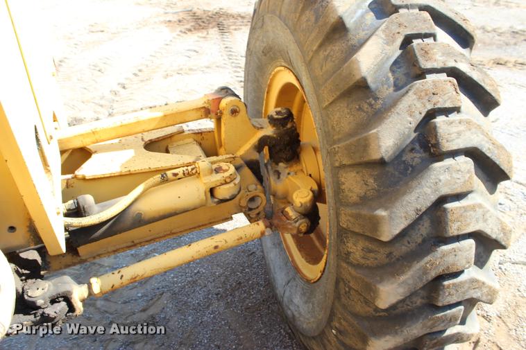 image for item DK9593 John Deere 670A motor grader