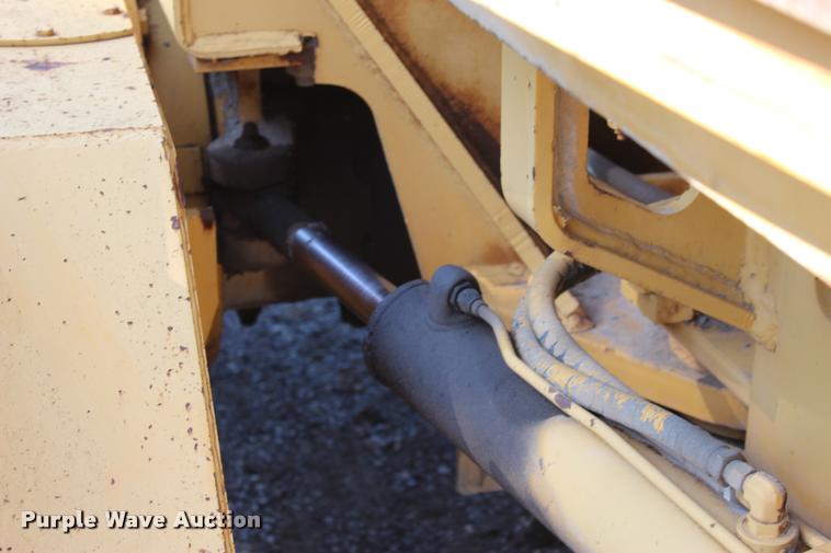 image for item DK9593 John Deere 670A motor grader