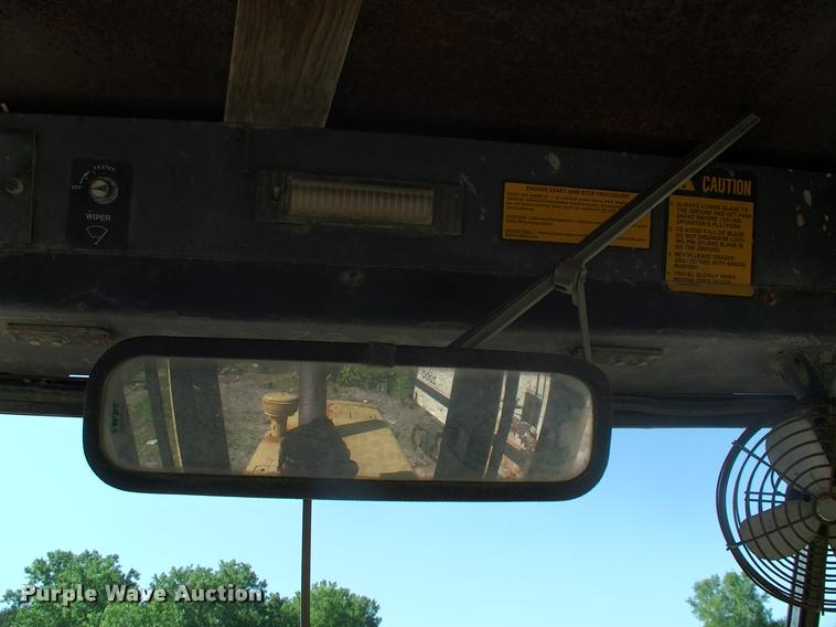 image for item DK9593 John Deere 670A motor grader