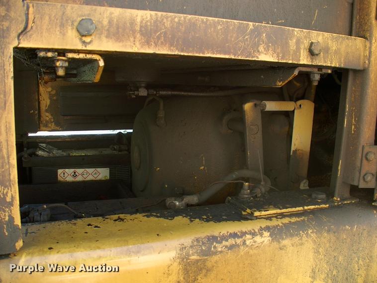 image for item DK9593 John Deere 670A motor grader