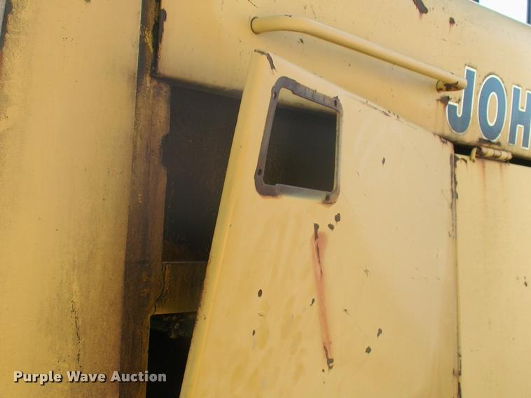 image for item DK9593 John Deere 670A motor grader