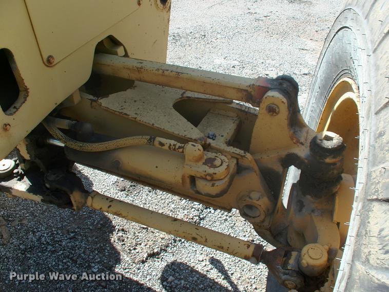 image for item DK9593 John Deere 670A motor grader