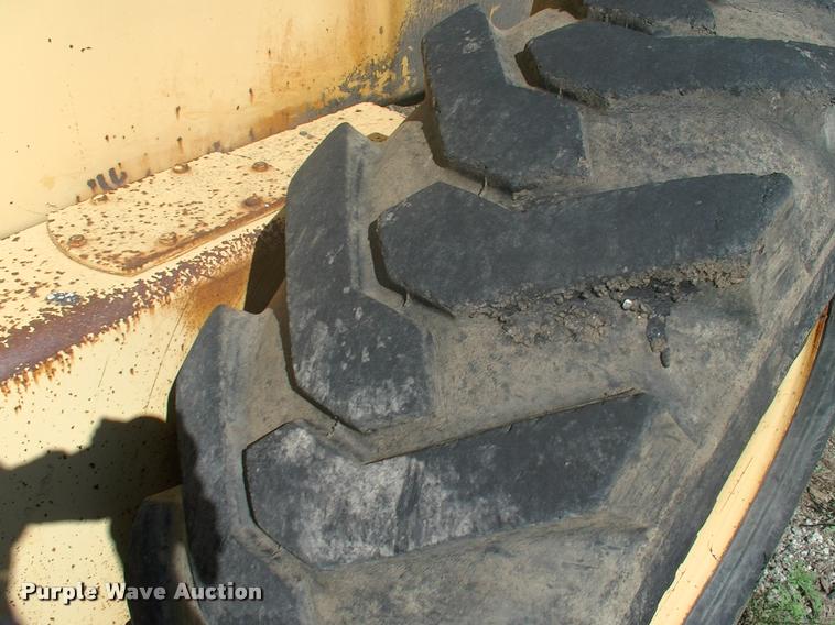 image for item DK9593 John Deere 670A motor grader