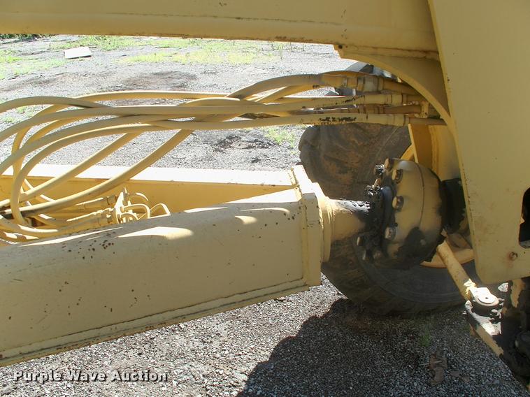 image for item DK9593 John Deere 670A motor grader