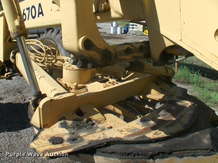 image for item DK9593 John Deere 670A motor grader