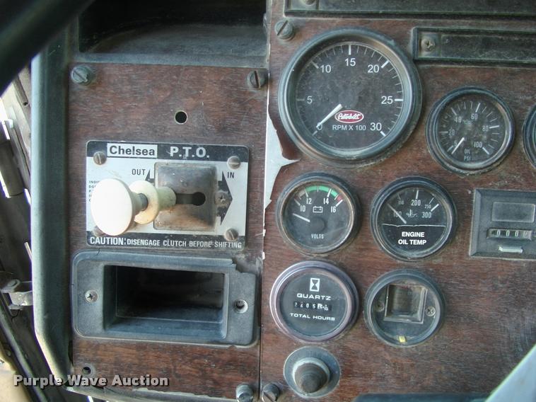 image for item DK9594 1990 Peterbilt dump truck